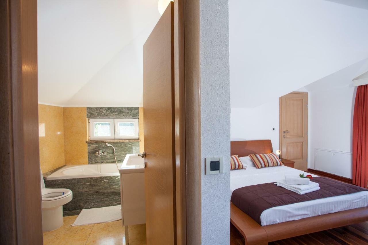 Villa Luce mit Pool Makarska Værelse billede