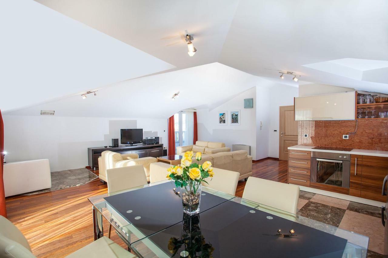 Villa Luce mit Pool Makarska Værelse billede
